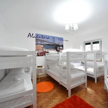 Brothers Place * Лиссабон