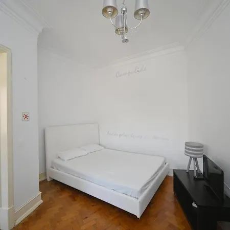 Brotherstay Rooms Lusotile Hostel Lissabon