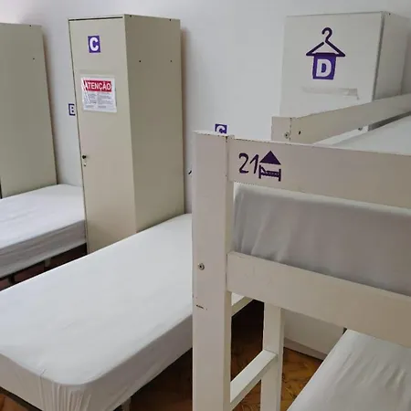 Brothers Place Hostel *